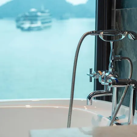 Velar Of The Sea Hotel Ha Long Exterior photo