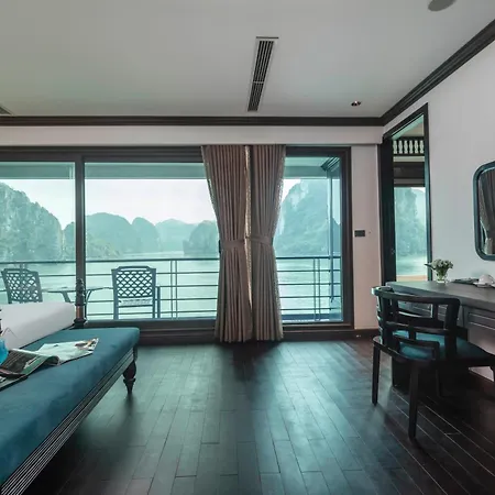 Velar Of The Sea Hotel Ha Long Exterior photo