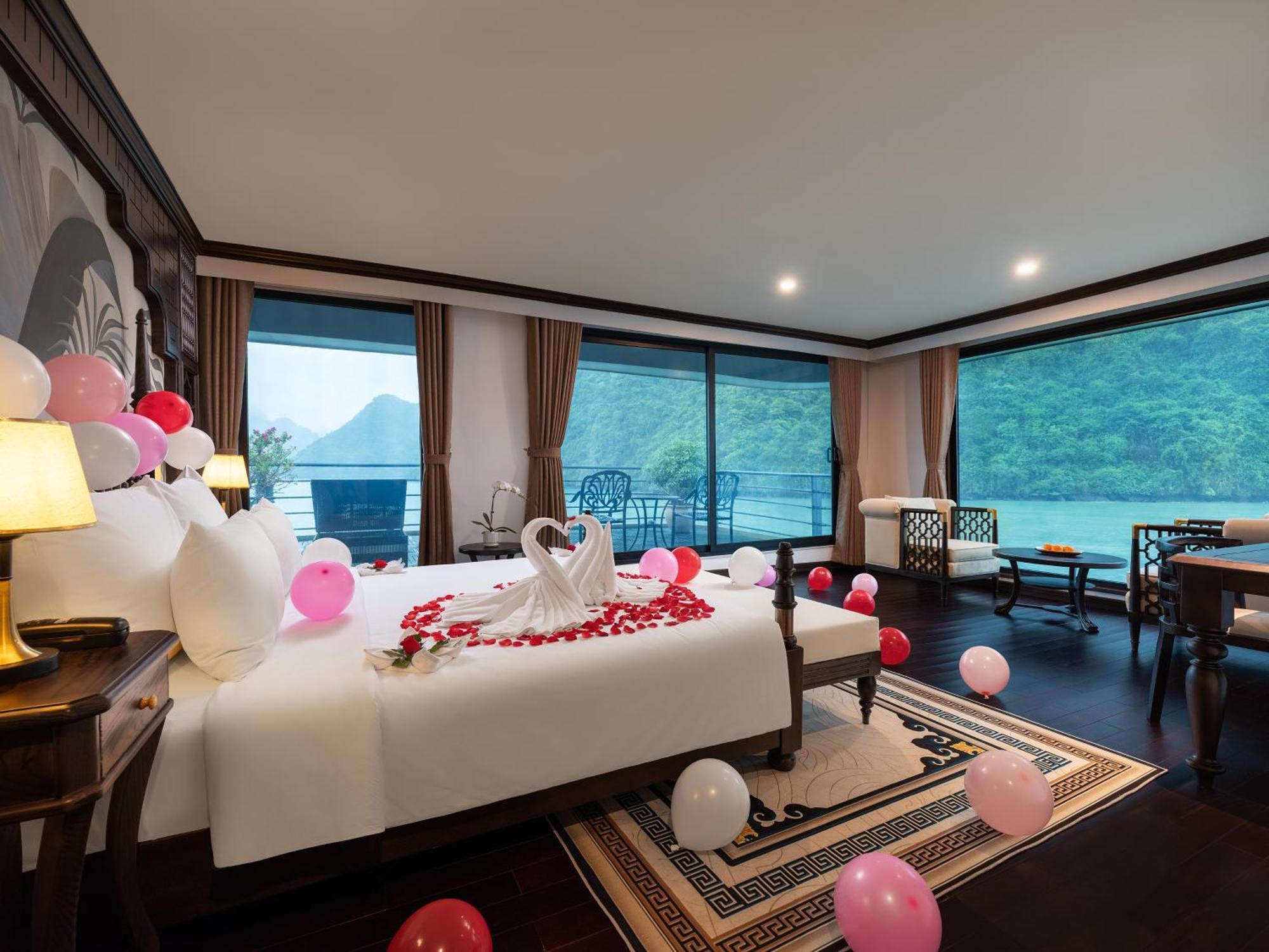 Velar Of The Sea Ботель 5*
